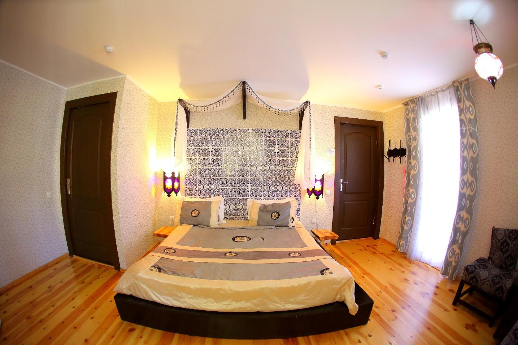 Boutigue Hotel Nebesa Chimgan ภายนอก รูปภาพ