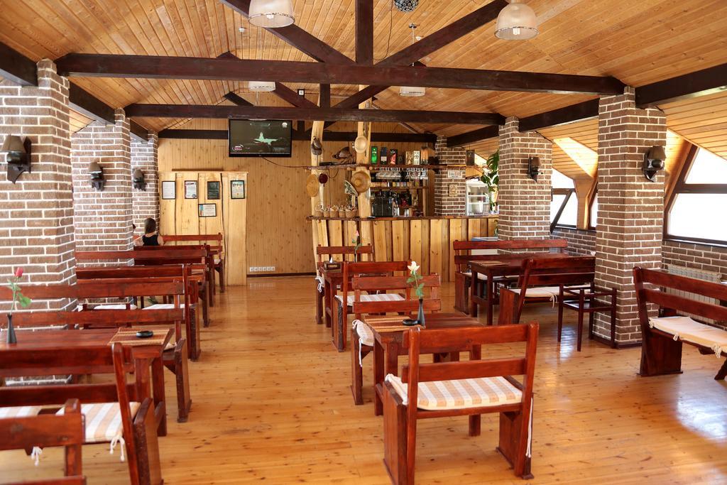 Boutigue Hotel Nebesa Chimgan ภายนอก รูปภาพ