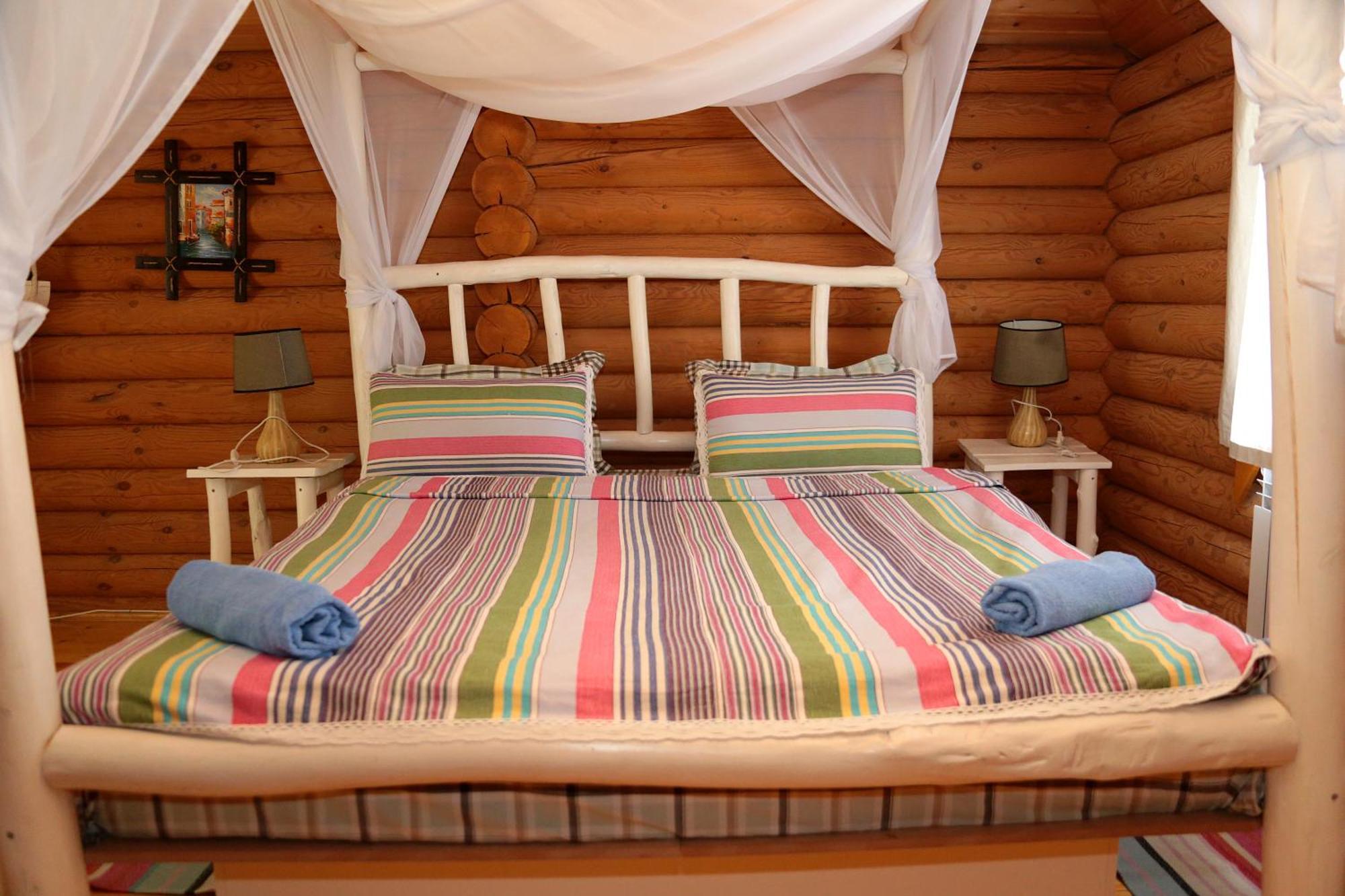 Boutigue Hotel Nebesa Chimgan ภายนอก รูปภาพ
